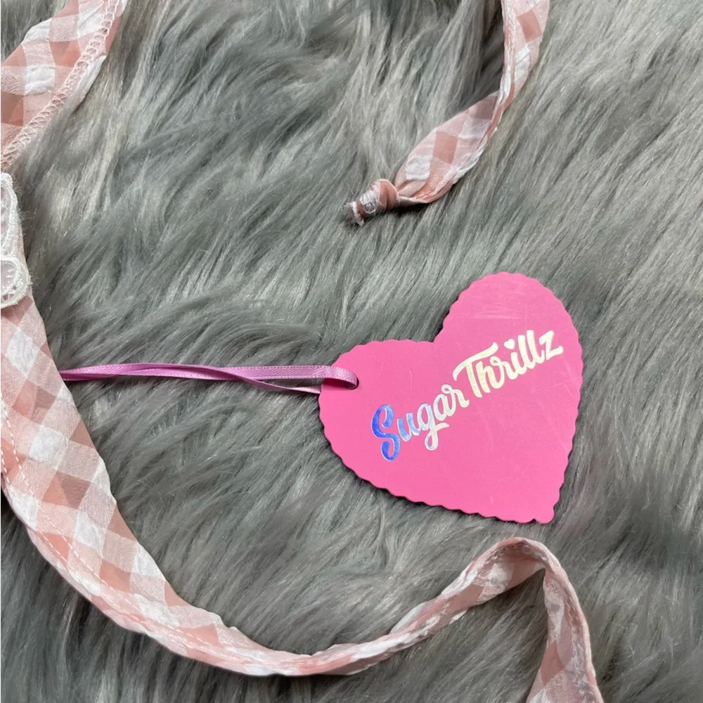Sugar thrillz dollskill slice of heaven gingham face mask